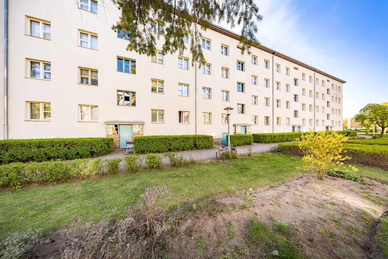 Helle 1,5-Zimmer-Wohnung mit Balkon und Tageslichtbad – provisionsfrei — photo 1